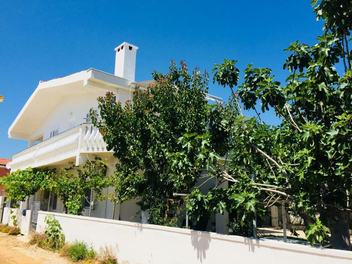 Marija Apartment Нин Екстериор снимка